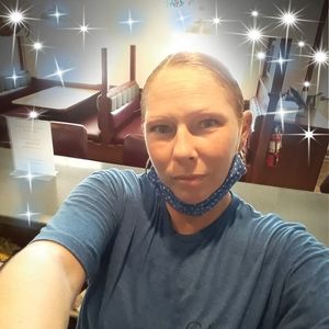 Meet your Posher, Shana